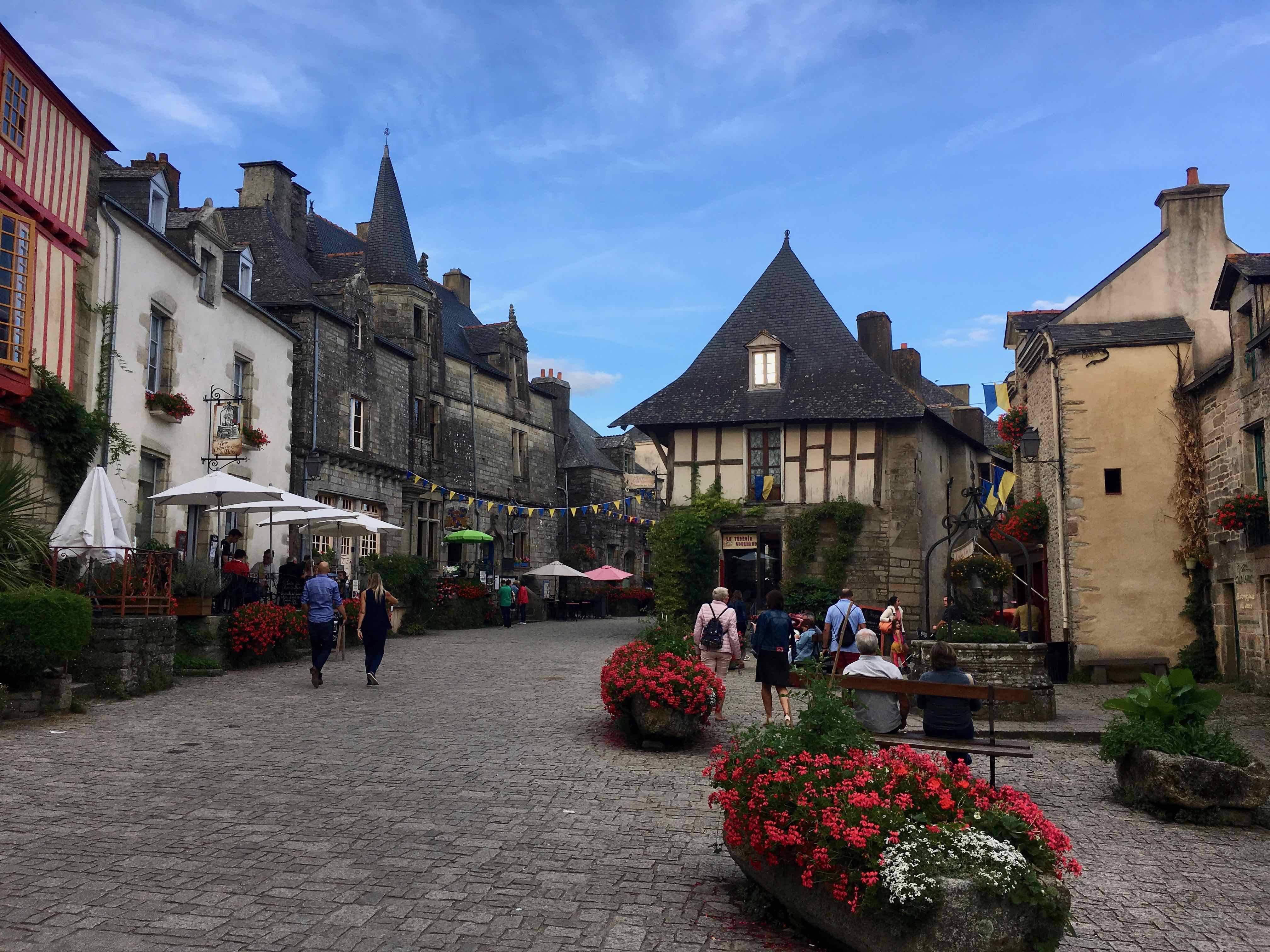 Рошфор-ен-Терри, Франция // Rochefort-en-Terre, France